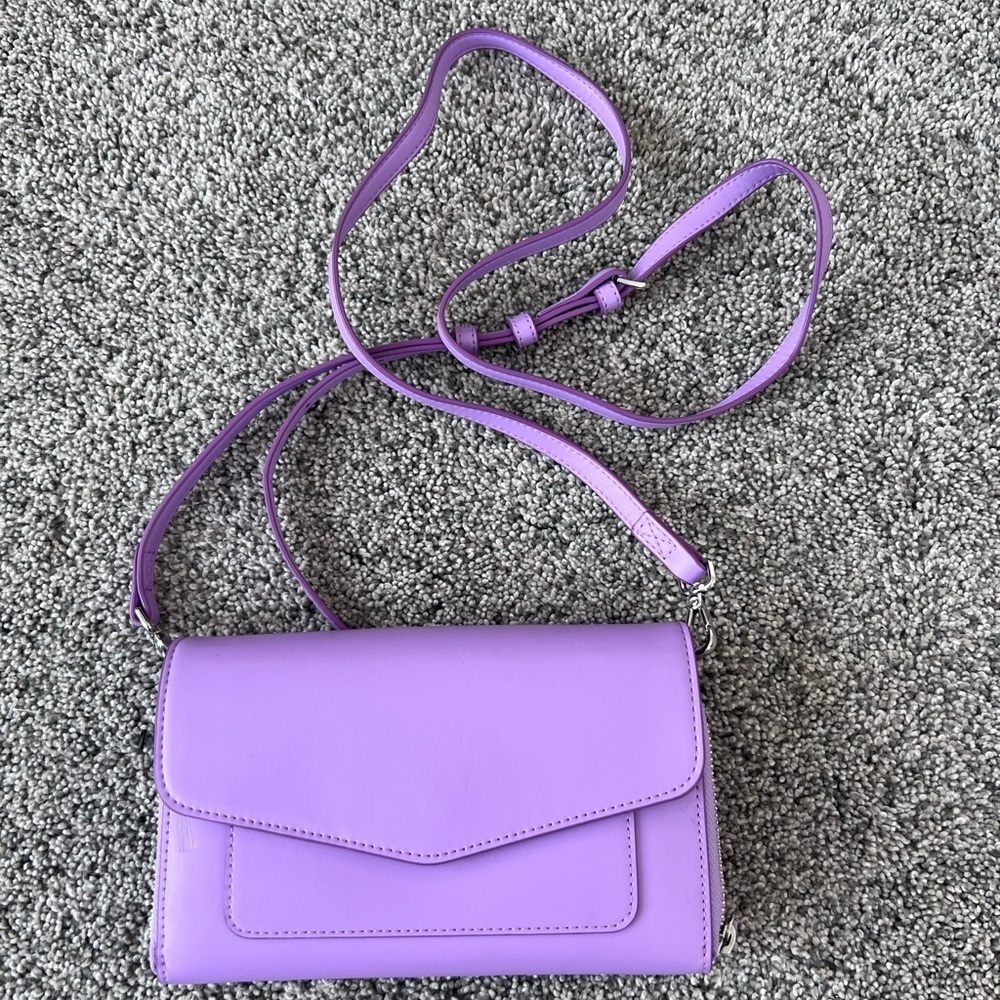 Vera Bradley Ultimate Crossbody (Lilac) 15914-434 Removable Adjustable Strap